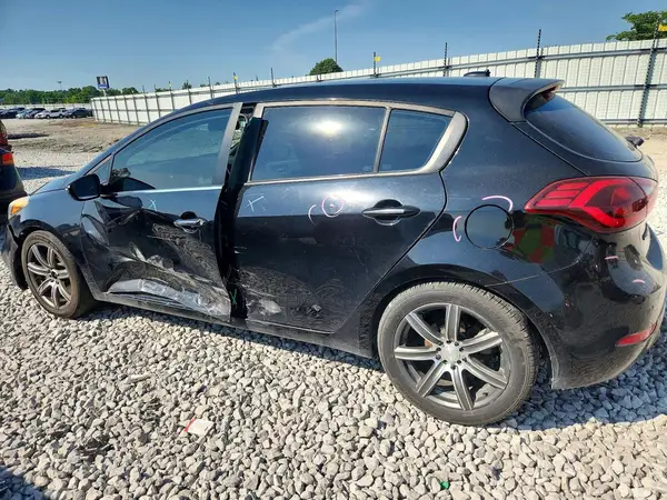 KNAFZ5A39G5636495 2016 KIA FORTE - Image 2