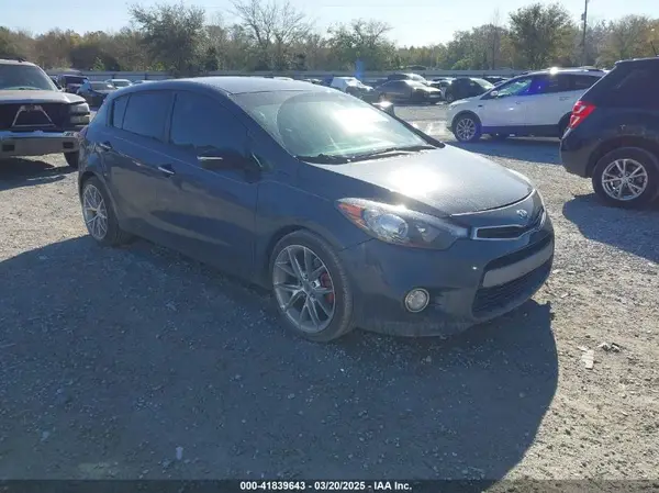 KNAFZ5A3XG5546255 2016 KIA FORTE - Image 1