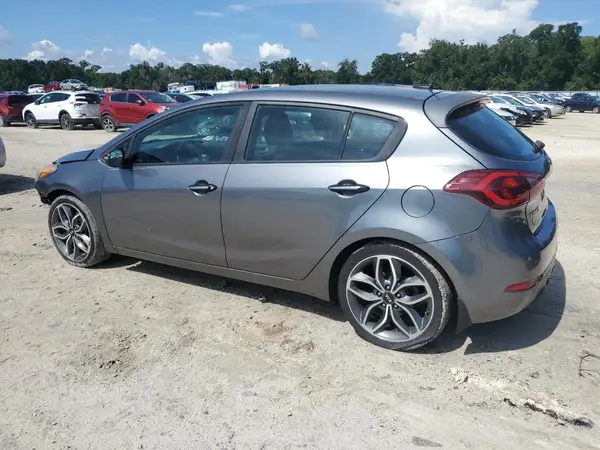 KNAFZ5A3XG5636599 2016 KIA FORTE - Image 2
