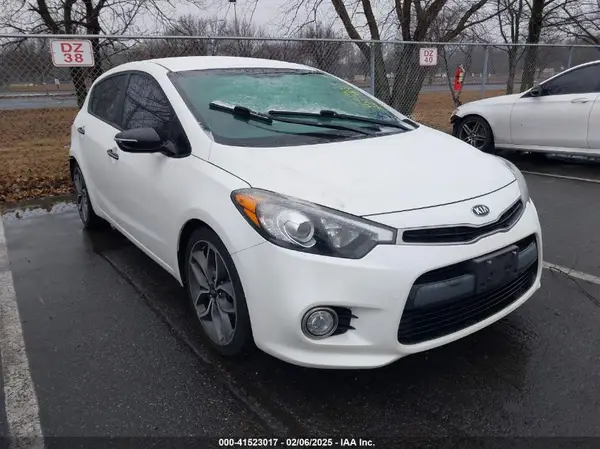 KNAFZ5A3XG5636604 2016 KIA FORTE - Image 1