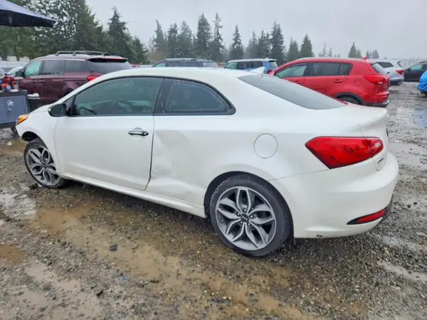 KNAFZ6A30G5624337 2016 KIA FORTE - Image 2
