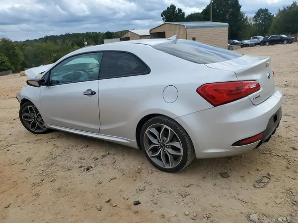KNAFZ6A31G5589243 2016 KIA FORTE - Image 2