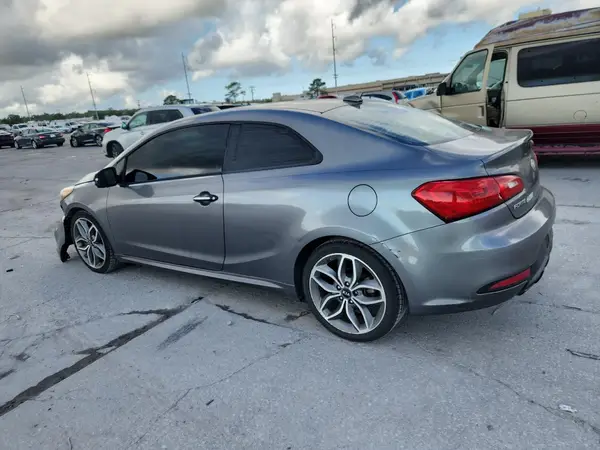 KNAFZ6A31G5620247 2016 KIA FORTE - Image 2