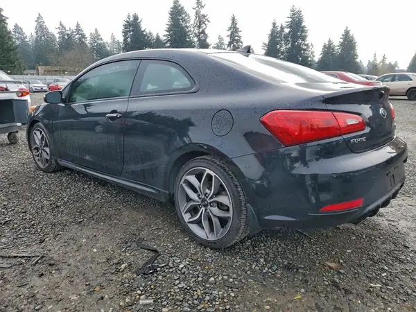 KNAFZ6A34G5585557 2016 KIA FORTE - Image 2