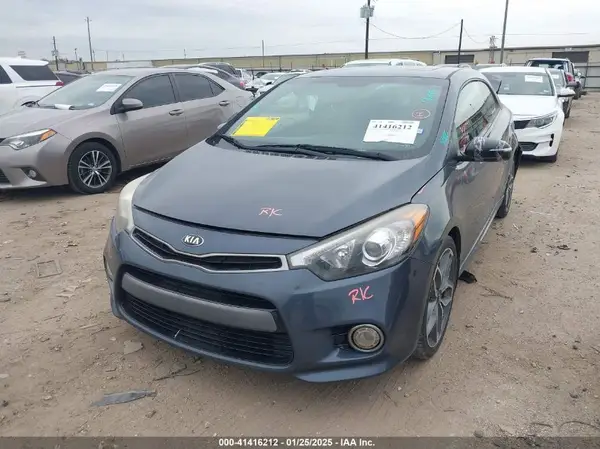 KNAFZ6A35G5583297 2016 KIA FORTE - Image 2