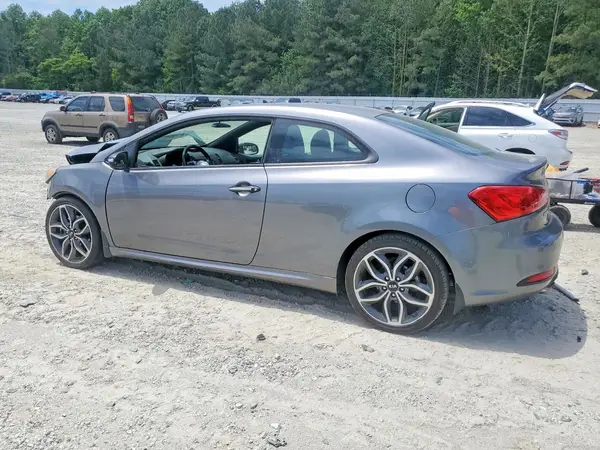 KNAFZ6A35G5640100 2016 KIA FORTE - Image 2