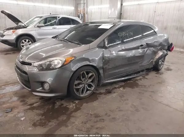 KNAFZ6A38G5643041 2016 KIA FORTE - Image 2
