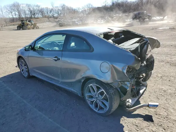 KNAFZ6A39G5605592 2016 KIA FORTE - Image 2