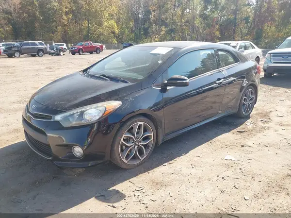 KNAFZ6A39G5617922 2016 KIA FORTE - Image 2