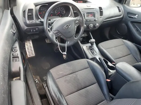 KNAFZ6A3XG5623969 2016 KIA FORTE - Image 8