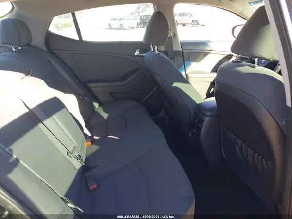 KNAGM4AD0G5096511 2016 KIA OPTIMA - Image 8
