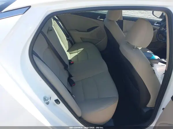 KNAGM4AD1G5093603 2016 KIA OPTIMA - Image 8