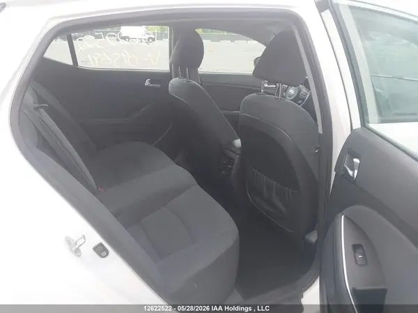 KNAGM4AD1G5095691 2016 KIA OPTIMA - Image 8