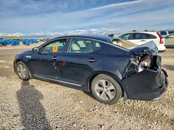 KNAGM4AD1G5096601 2016 KIA OPTIMA - Image 2