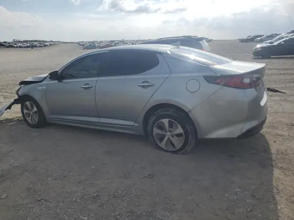 KNAGM4AD2G5092203 2016 KIA OPTIMA - Image 2