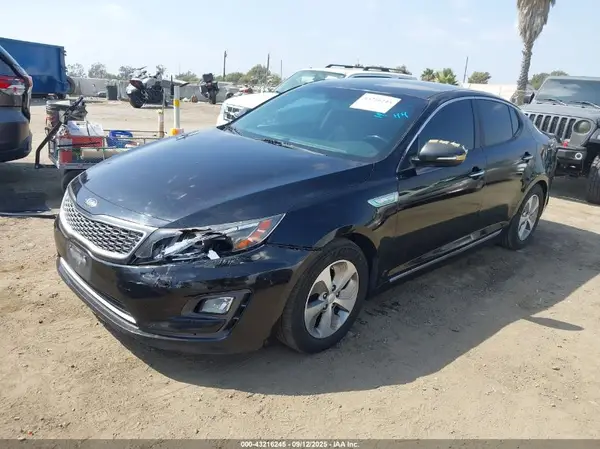 KNAGM4AD2G5095814 2016 KIA OPTIMA - Image 2