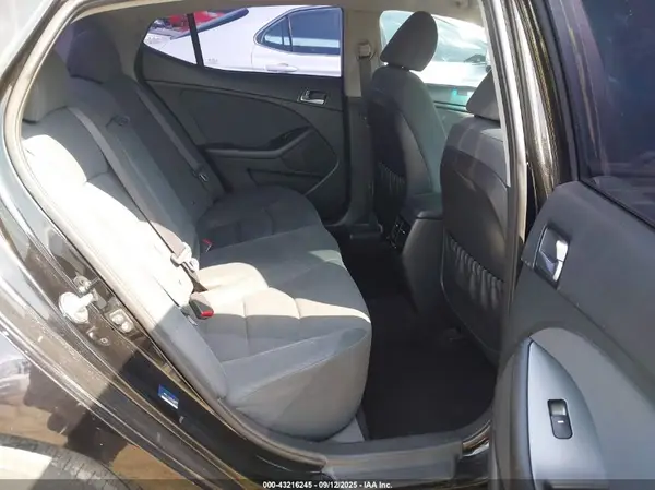 KNAGM4AD2G5095814 2016 KIA OPTIMA - Image 8