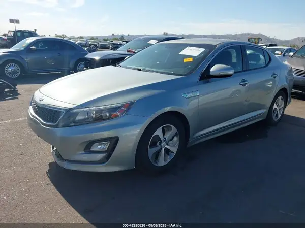 KNAGM4AD3G5093523 2016 KIA OPTIMA - Image 2