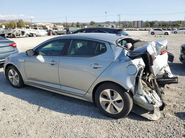 KNAGM4AD3G5094493 2016 KIA OPTIMA - Image 2