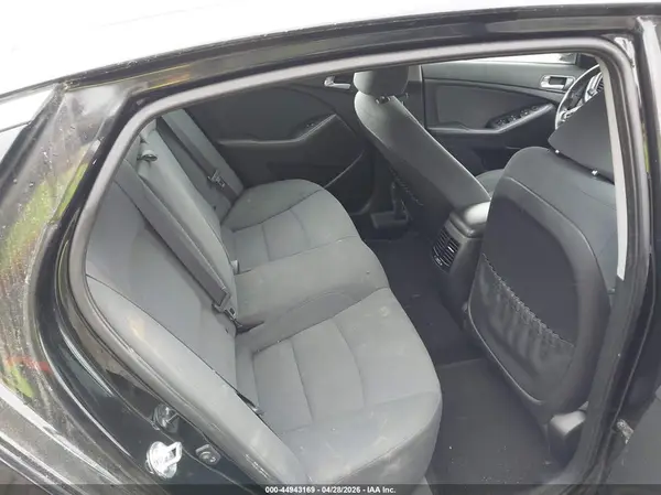 KNAGM4AD3G5094963 2016 KIA OPTIMA - Image 8