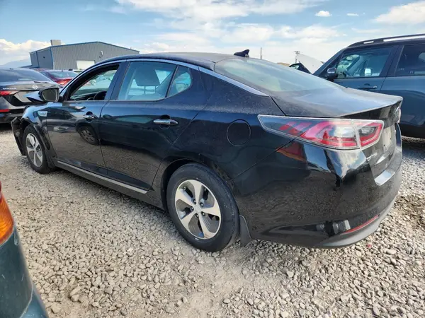 KNAGM4AD3G5096938 2016 KIA OPTIMA - Image 2