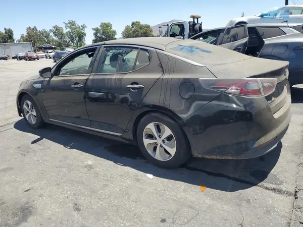 KNAGM4AD3G5099578 2016 KIA OPTIMA - Image 2