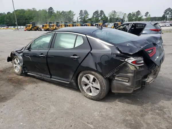 KNAGM4AD5G5093619 2016 KIA OPTIMA - Image 2
