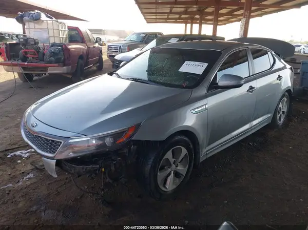 KNAGM4AD5G5099338 2016 KIA OPTIMA - Image 2