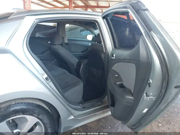KNAGM4AD5G5099338 2016 KIA OPTIMA - Image 8