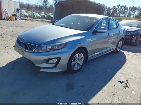 KNAGM4AD6G5092480 2016 KIA OPTIMA - Image 2