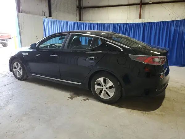 KNAGM4AD6G5096559 2016 KIA OPTIMA - Image 2
