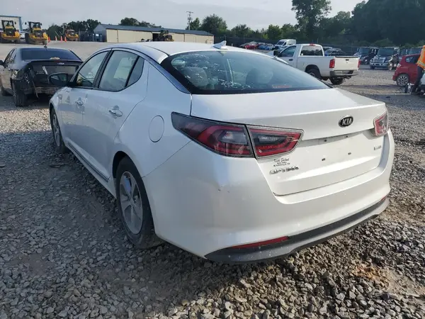 KNAGM4AD7G5092360 2016 KIA OPTIMA - Image 2