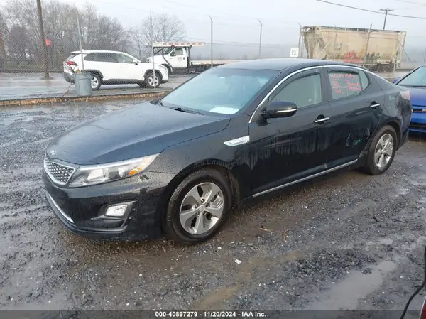 KNAGM4AD7G5092598 2016 KIA OPTIMA - Image 2