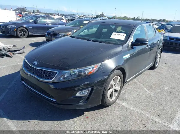 KNAGM4AD7G5096604 2016 KIA OPTIMA - Image 2