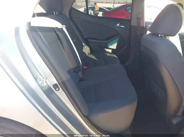 KNAGM4AD7G5099793 2016 KIA OPTIMA - Image 8