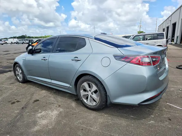 KNAGM4AD8G5092433 2016 KIA OPTIMA - Image 2