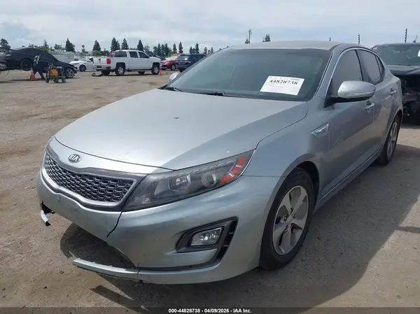 KNAGM4AD8G5092481 2016 KIA OPTIMA - Image 2