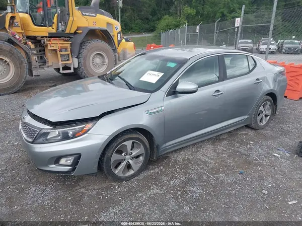 KNAGM4AD8G5092996 2016 KIA OPTIMA - Image 2