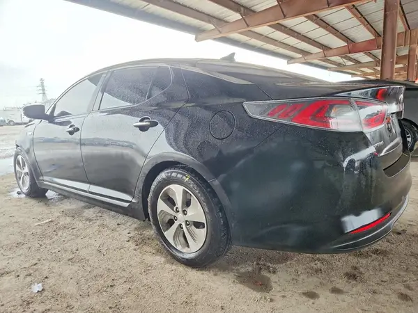 KNAGM4AD8G5093565 2016 KIA OPTIMA - Image 2