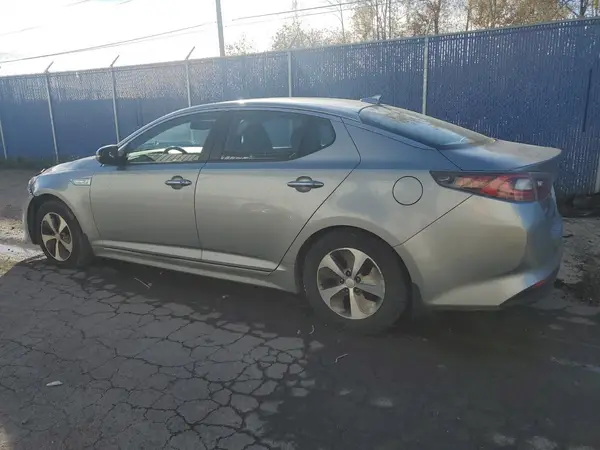 KNAGM4AD8G5094263 2016 KIA OPTIMA - Image 2