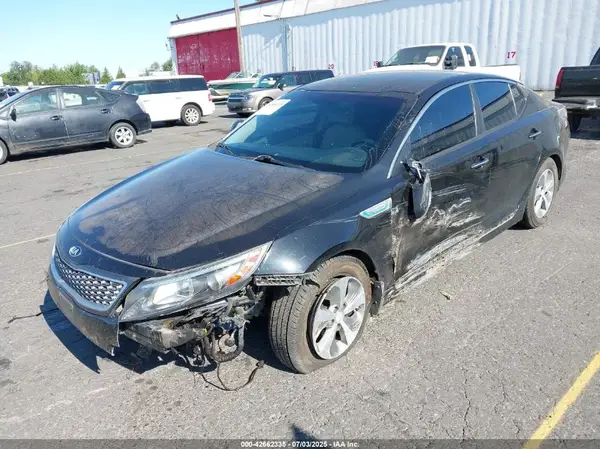 KNAGM4AD8G5099463 2016 KIA OPTIMA - Image 2