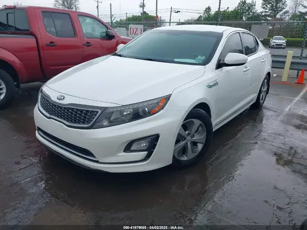 KNAGM4AD9G5092084 2016 KIA OPTIMA - Image 2