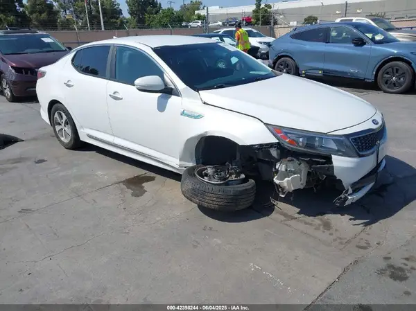 KNAGM4AD9G5099634 2016 KIA OPTIMA - Image 1