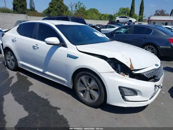 KNAGN4AD0G5093945 2016 KIA OPTIMA - Image 1