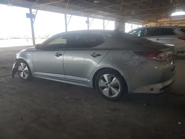 KNAGN4AD1G5092254 2016 KIA OPTIMA - Image 2