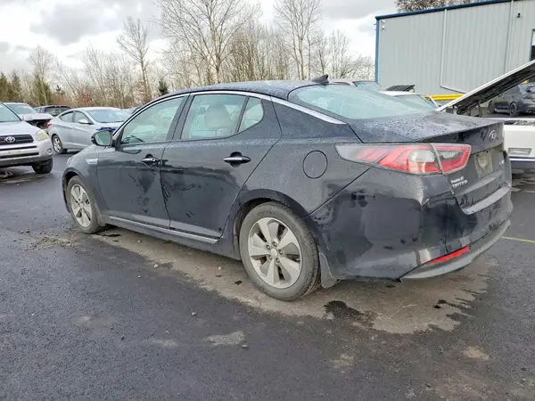 KNAGN4AD3G5092451 2016 KIA OPTIMA - Image 2