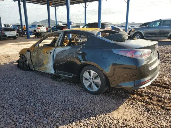 KNAGN4AD3G5092868 2016 KIA OPTIMA - Image 2