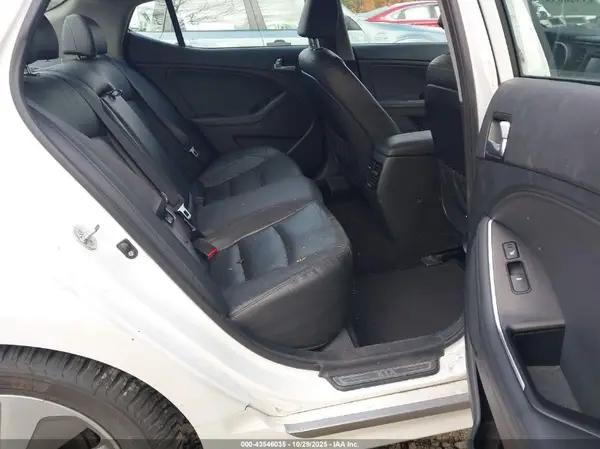 KNAGN4AD3G5094040 2016 KIA OPTIMA - Image 8