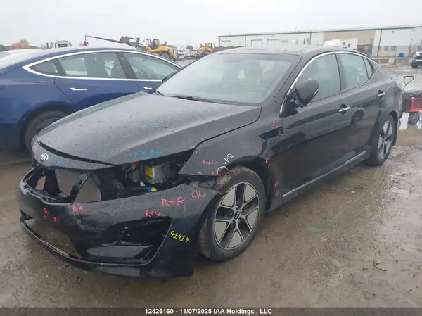 KNAGN4AD3G5096290 2016 KIA OPTIMA - Image 2