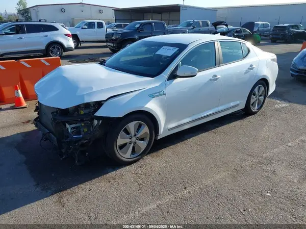KNAGN4AD3G5098055 2016 KIA OPTIMA - Image 2